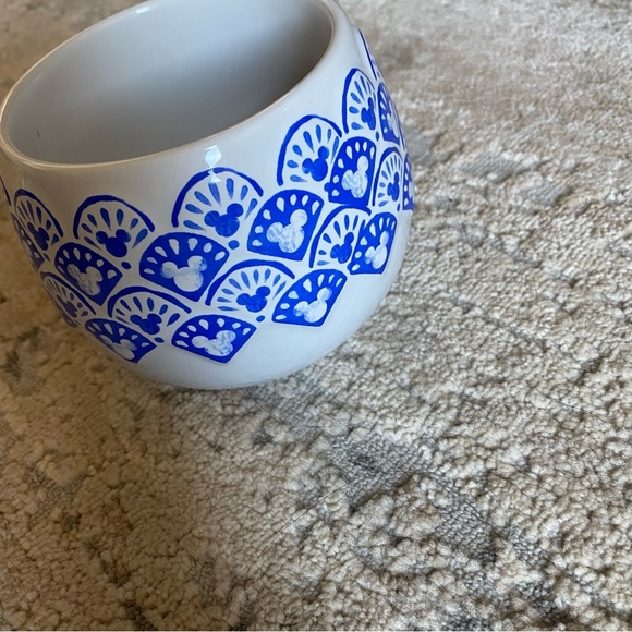 Disney Parks Homestead Blue Collection Mickey Icon Coffee Mug White Blue 21oz - Picture 4 of 6